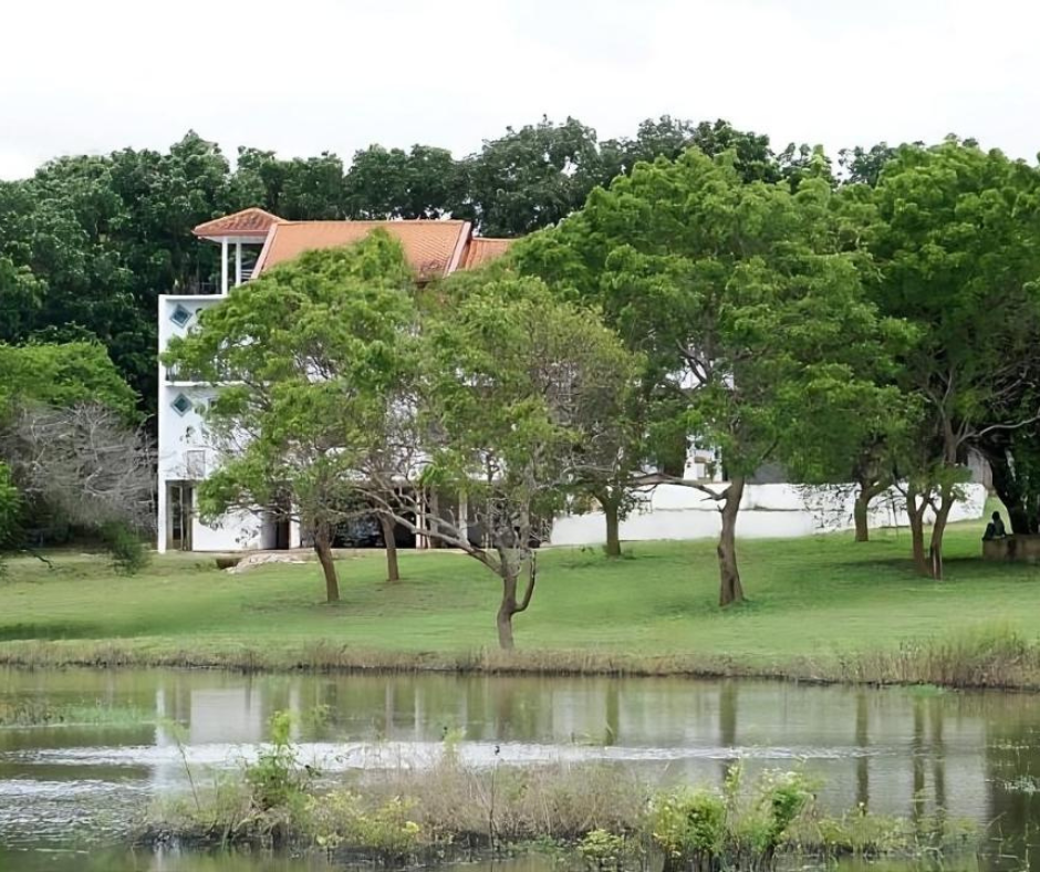 Grand Villa Kalametiya - Luxury Birding Bungalow